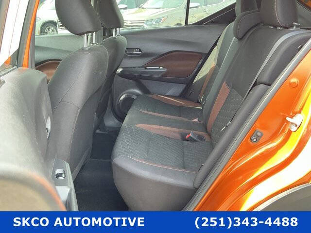 2021 Nissan Kicks SR