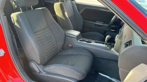 2014 Dodge Challenger SXT