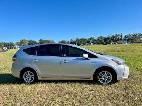 2015 Toyota Prius v Three