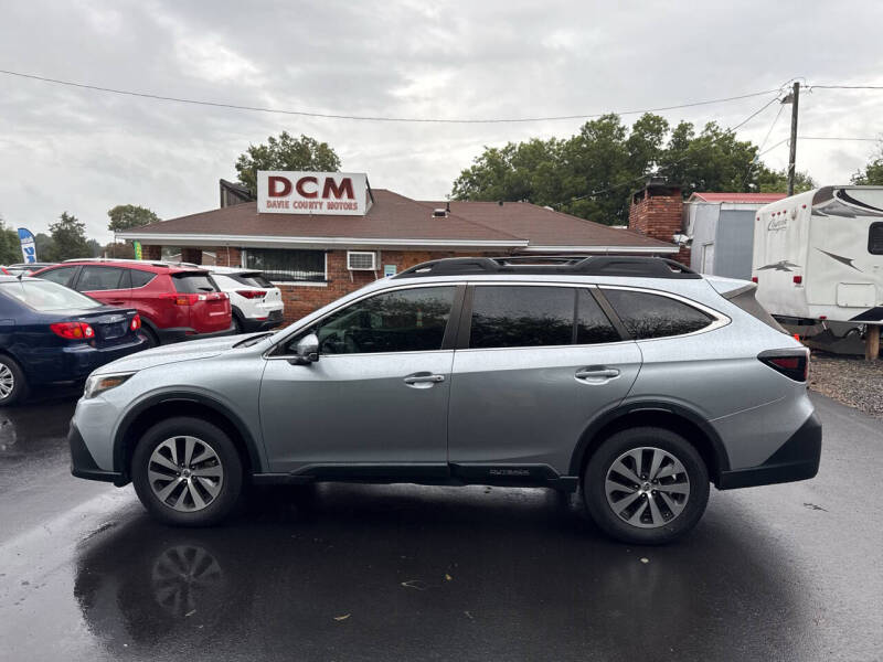 2022 Subaru Outback Premium