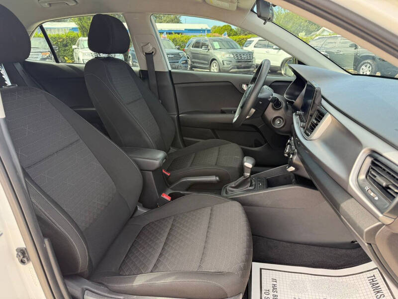 2021 Kia Rio 5-Door S