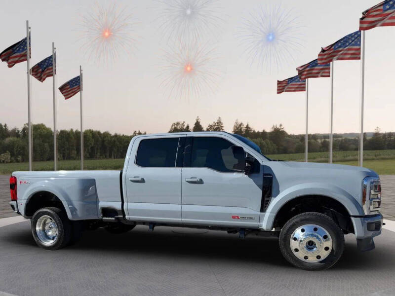 2026 Ford F-450 Super Duty Platinum