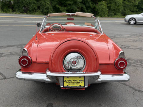 1956 Ford Thunderbird