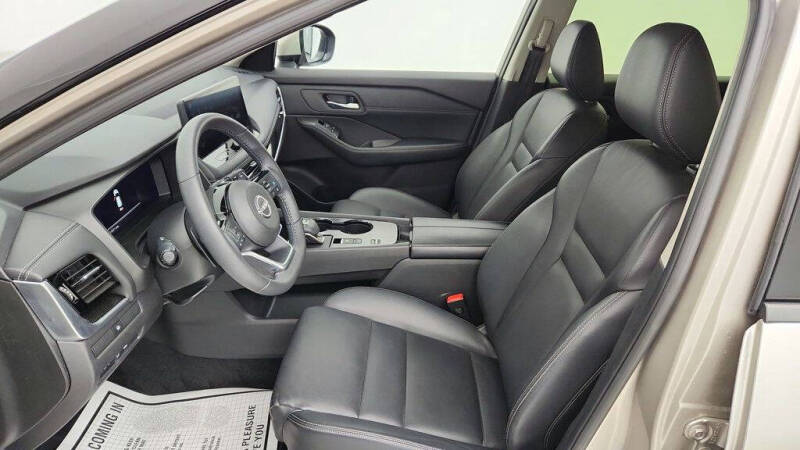 2024 Nissan Rogue SL