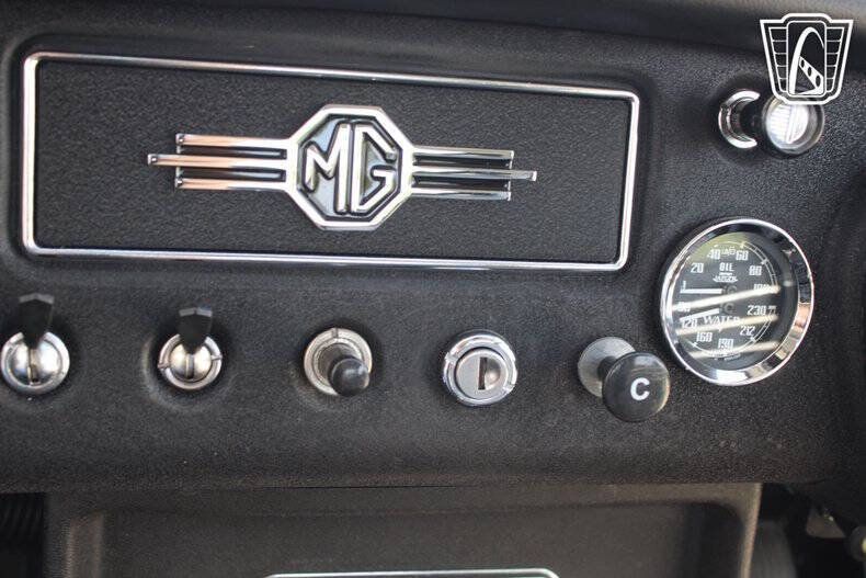 1969 MG MGC