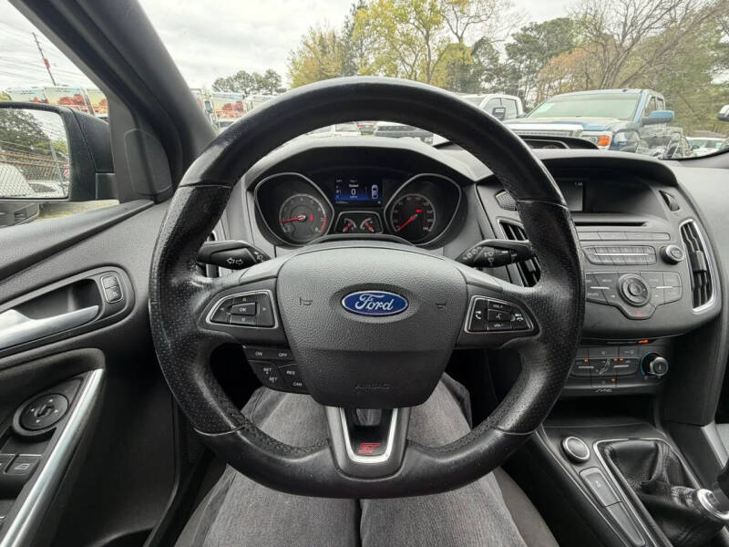 2017 Ford Focus ST