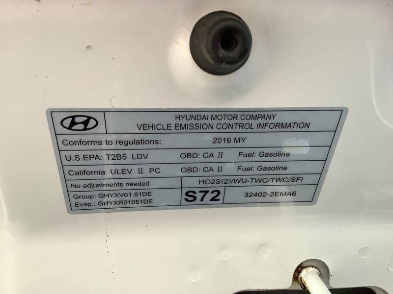 2016 Hyundai Elantra SE