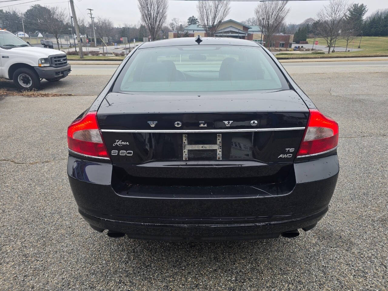 2010 Volvo S80 for sale at QUEENSGATE AUTO SALES in York, PA