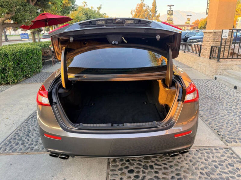 2017 Maserati Ghibli