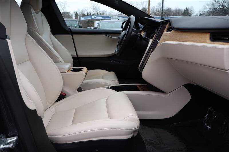 2020 Tesla Model S Performance