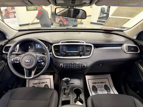 2018 Kia Sorento LX