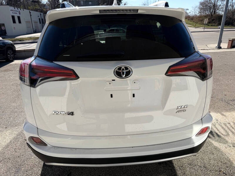 2016 Toyota RAV4 XLE