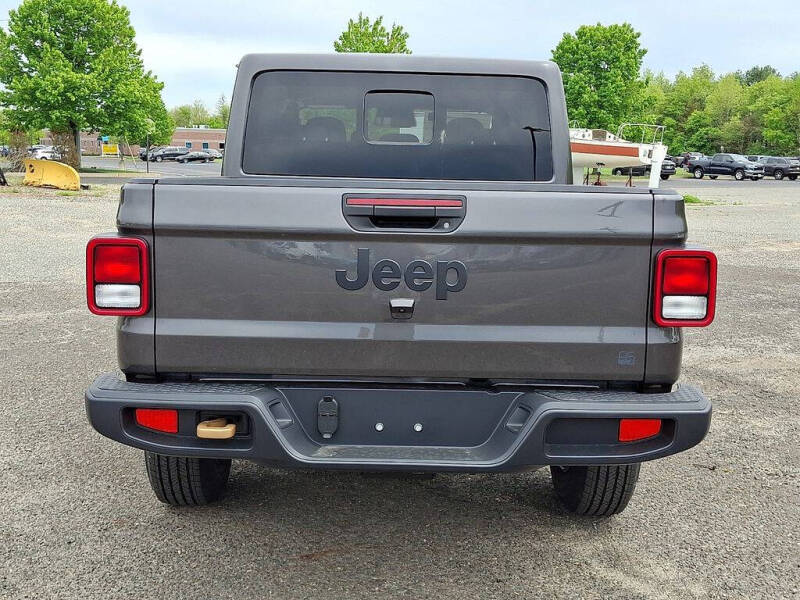 2026 Jeep Gladiator 85th Anniversary Edition