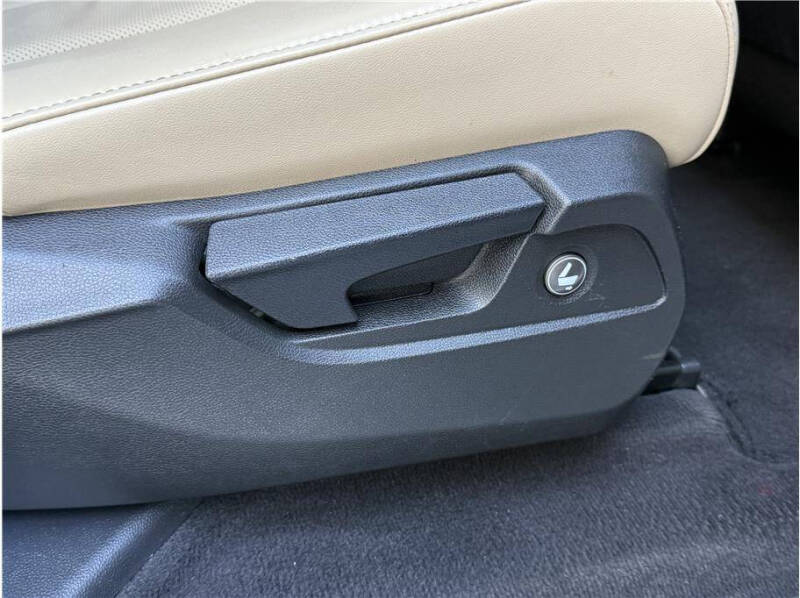 2022 Acura MDX w/Tech