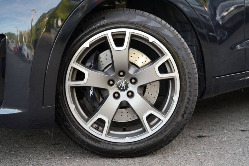 2023 Maserati Levante Modena