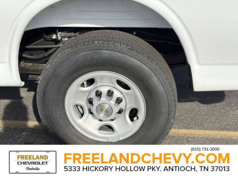 2025 Chevrolet Express 3500