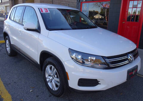 2013 Volkswagen Tiguan S 4Motion