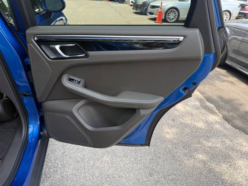 2016 Porsche Macan S