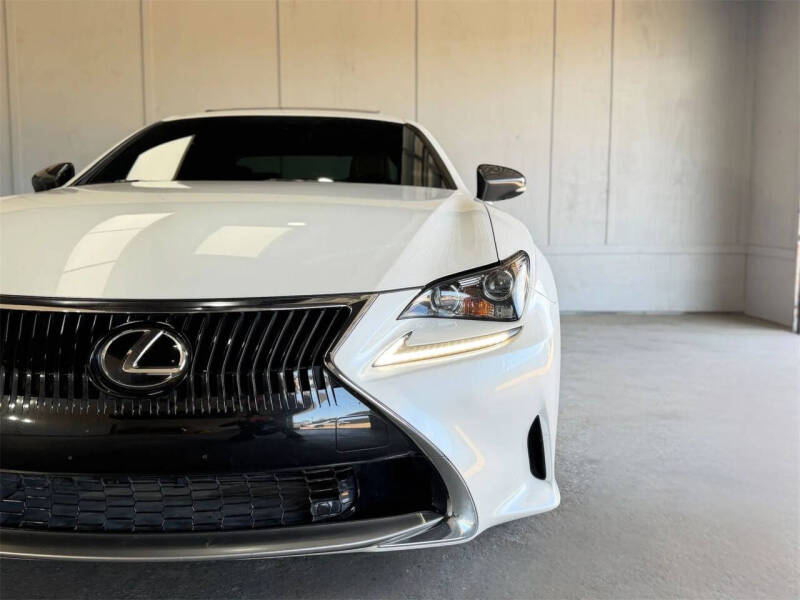 2017 Lexus RC 200t