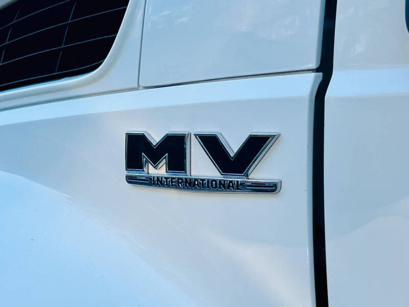 2020 International MV607