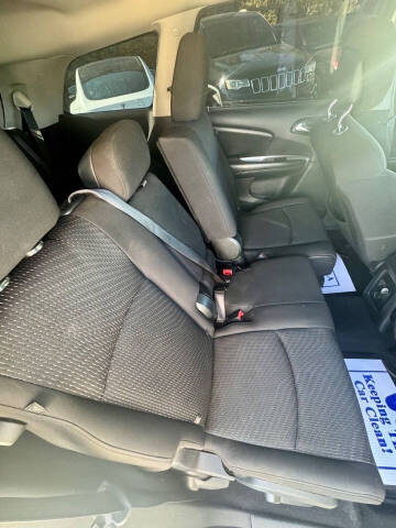 2017 Dodge Journey SE