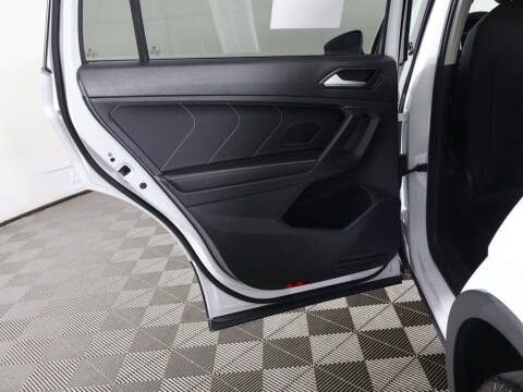 2022 Volkswagen Tiguan SE 4Motion