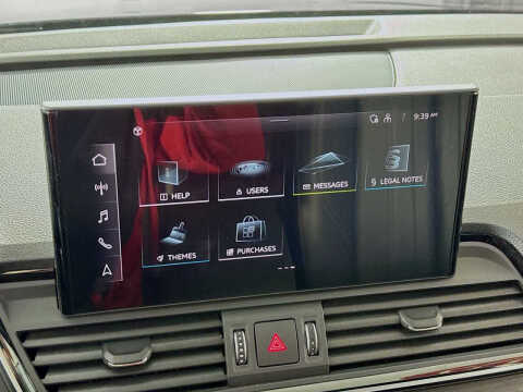 2023 Audi Q5 quattro Premium Plus 40 TFSI