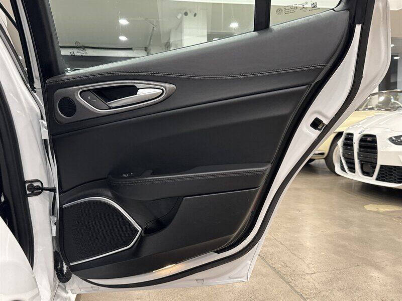 2018 Alfa Romeo Giulia Ti Sport