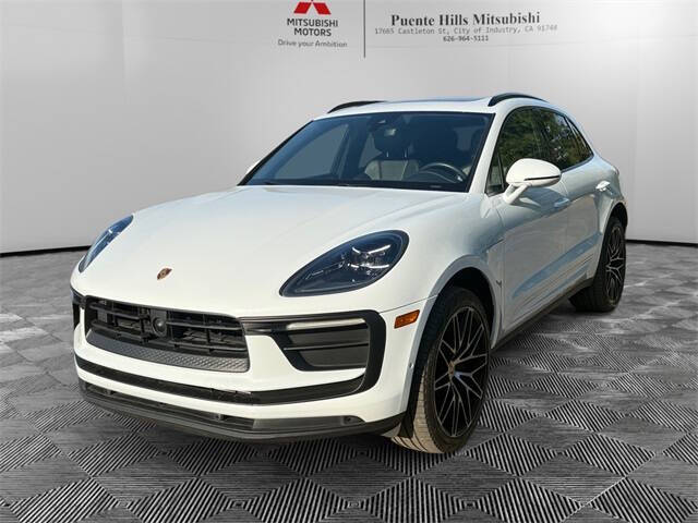 2023 Porsche Macan