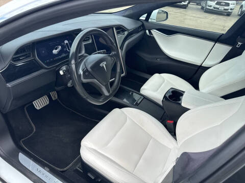 2020 Tesla Model S Performance