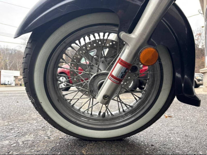 2006 Suzuki Boulevard