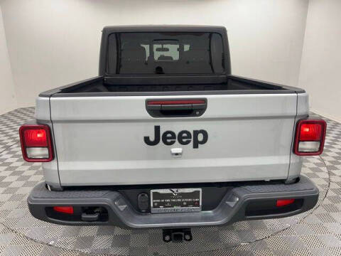 2023 Jeep Gladiator Sport