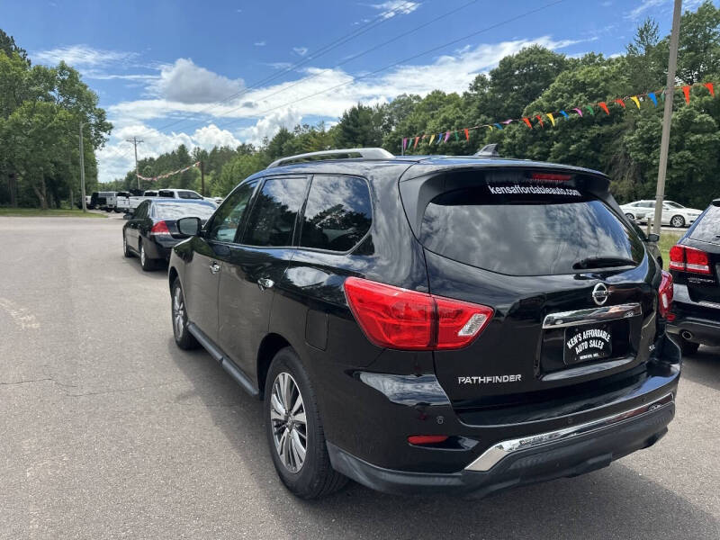 2019 Nissan Pathfinder SL