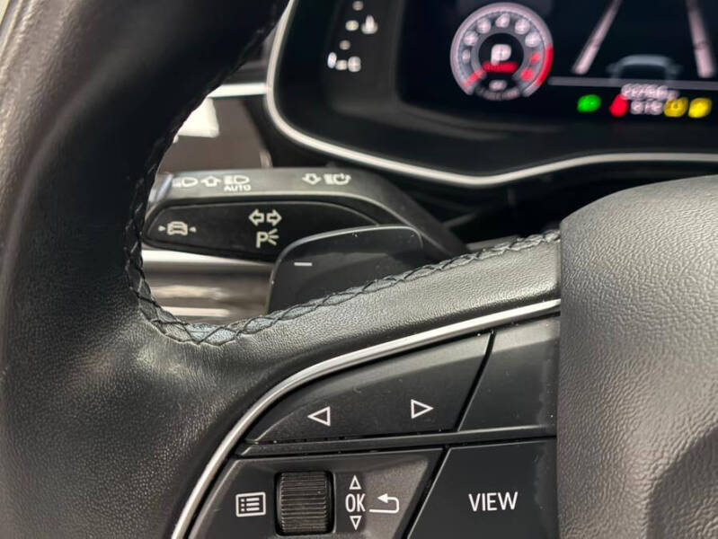 2023 Audi Q7 quattro Premium Plus 55 TFSI