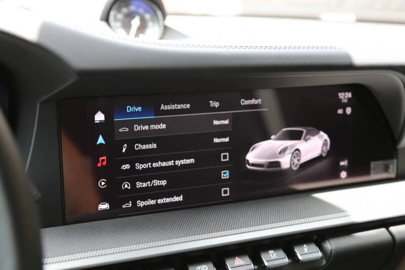 2025 Porsche 911 Carrera