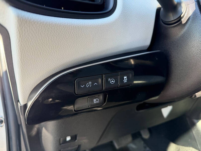 2018 Toyota Prius Two