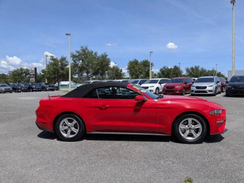 2021 Ford Mustang EcoBoost