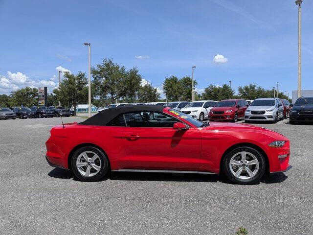 2021 Ford Mustang EcoBoost