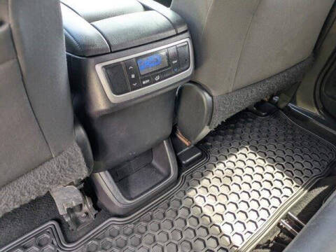 2014 Toyota Highlander LE