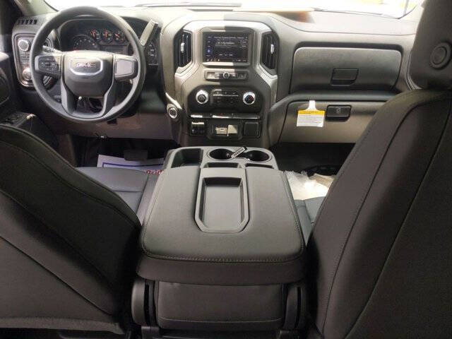 2024 GMC Sierra 3500HD CC Pro