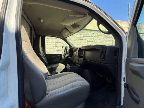 2015 GMC Savana 3500