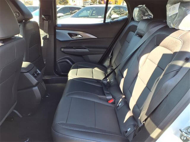 2026 Chevrolet Equinox EV LT 2