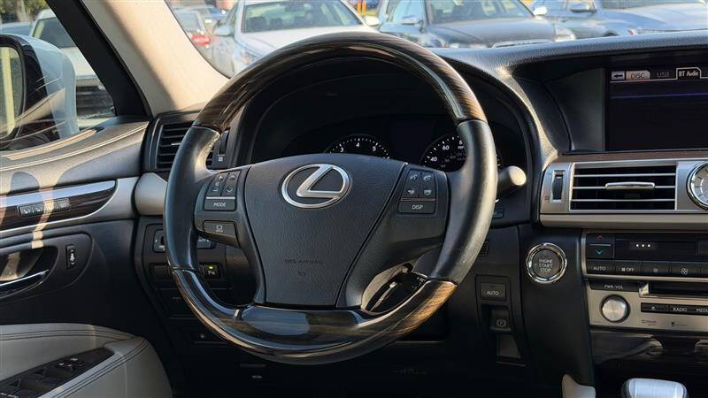 2013 Lexus LS 460