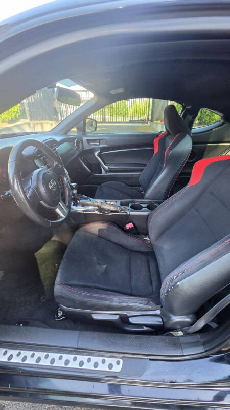 2013 Scion FR-S