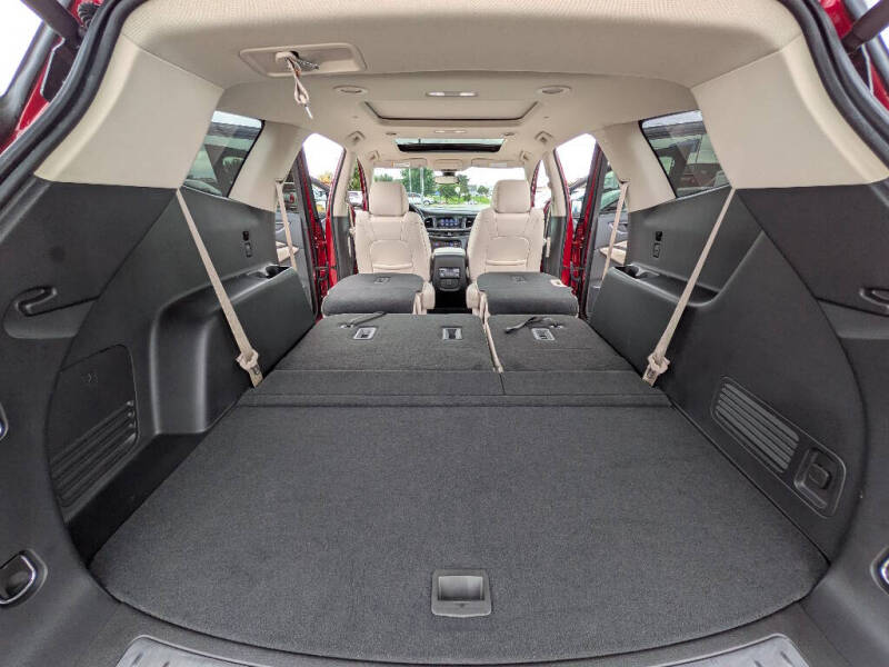 2023 Buick Enclave Essence