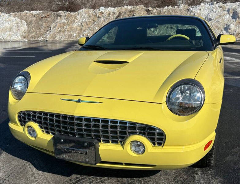 2002 Ford Thunderbird Deluxe