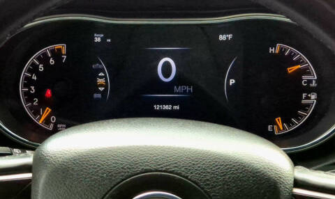 2019 Jeep Grand Cherokee Laredo E