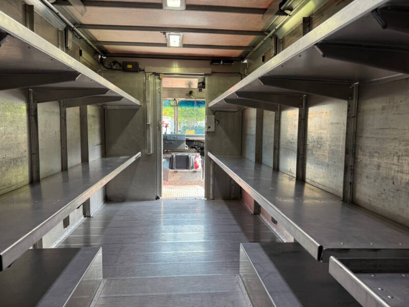 2020 Freightliner MT45 Chassis