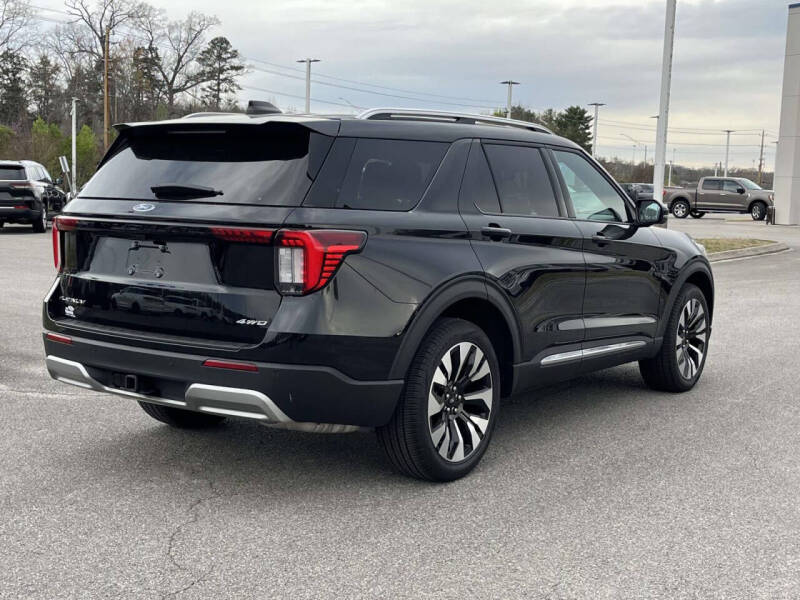 2025 Ford Explorer Platinum