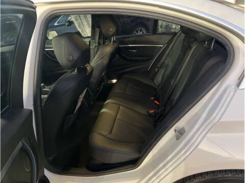 2018 BMW 3 Series 330i